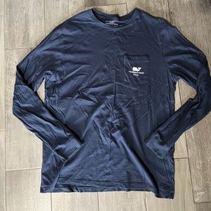 Blue Vineyard Vines Long Sleeve • BARELY WORN